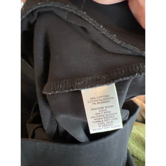 Lou & Grey size medium black leggings - Picture 3 of 3